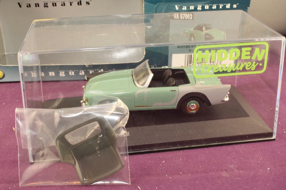 Vanguards 1:43 VA07003 Sunbeam Alpine Series II Seacrest Green Hidden Treasures - Image 3 of 4