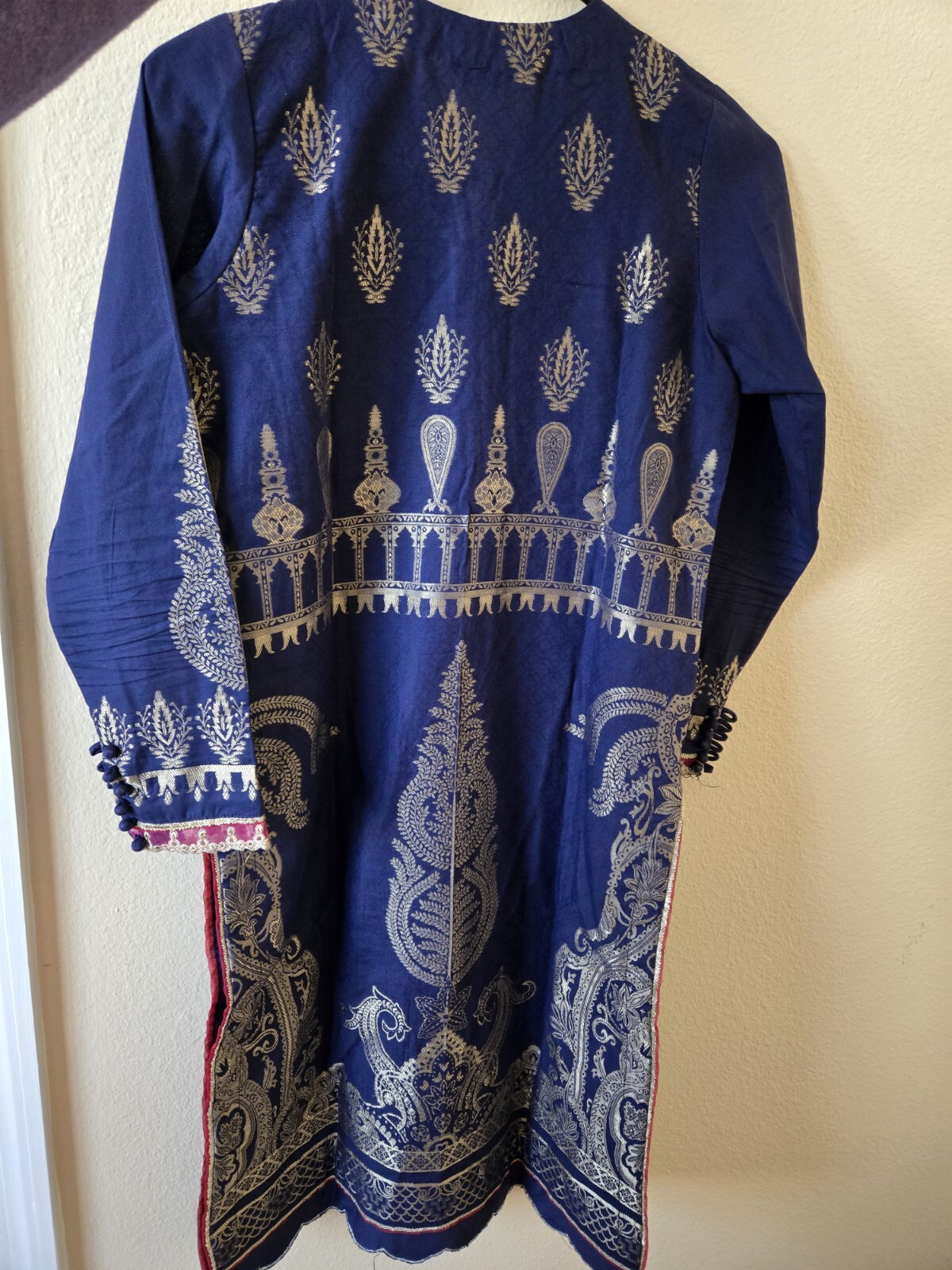 Pakistani Jacquard Kurta By Sapphire - image 3