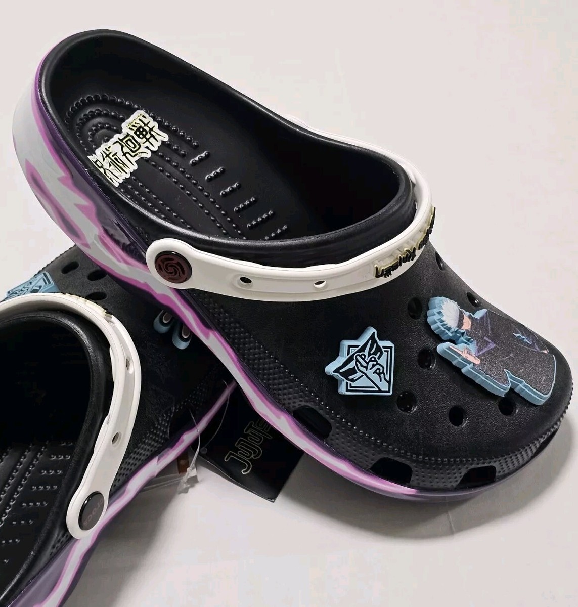 NEW CROCS Jujutsu Kaisen Anime CLASSIC CLOG Sandals Black US  display picture 1