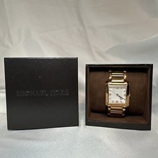 Womens Michael Kors Rose Gold Stainless Steel Watch w/ Original Box Pearl Stripe