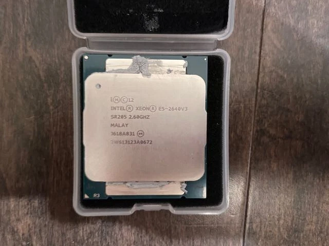 Lot of 2 Intel® Xeon® Processor E5-2640 v3 2.60Ghz 8-Core - Image 2 of 2