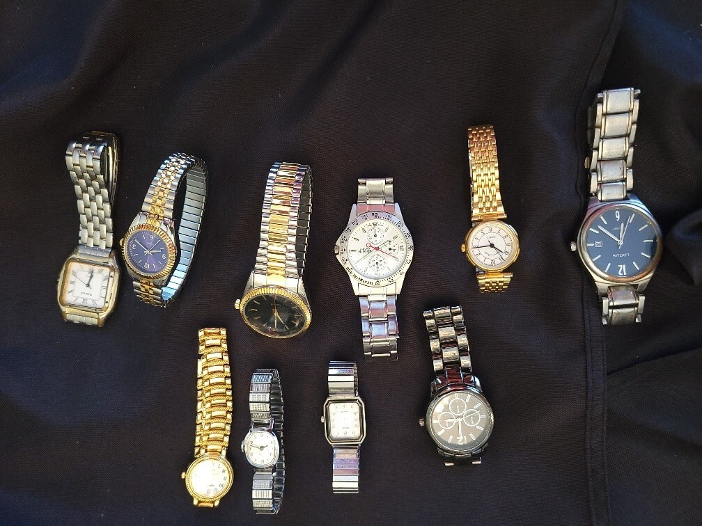 Vintage Lot of 10 Assorted Men’s and Women’s Watches Vintage Lot of 10 Assorted Men main image 4