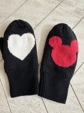 Disney Gap Collaboration Mickey Mouse Mittens. Insulated. Gloves.