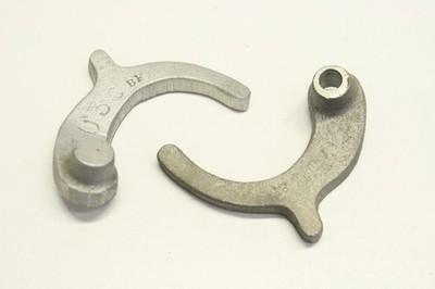 2x 73-055-04 3030DF  Kohlebürsten Halter Haken für Apex Kran crane Ersatzteile