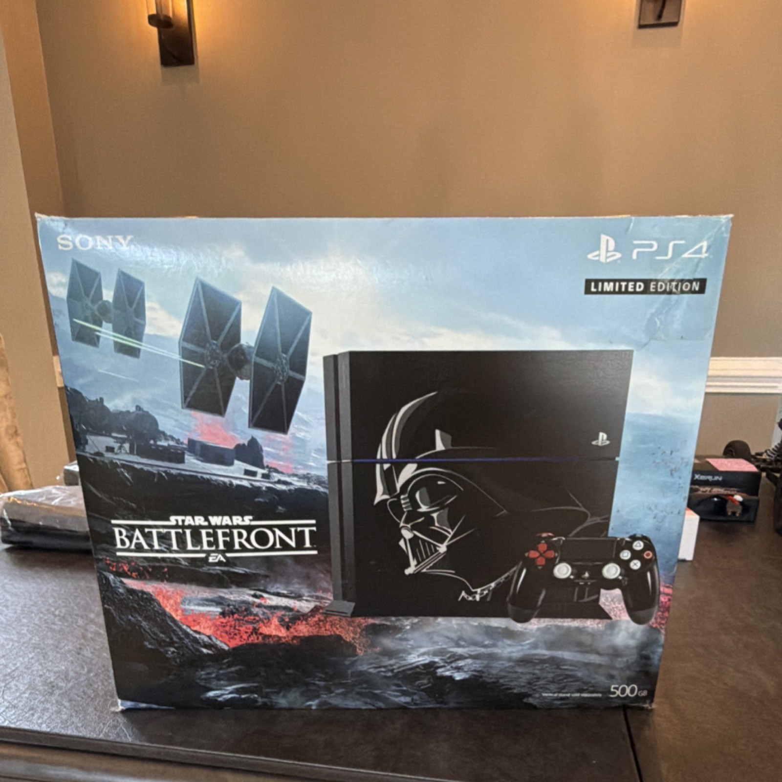 Sony PlayStation 4 – Star Wars Battlefront Limited Edition Darth Vader Console 
