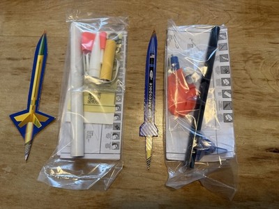 2X ESTES Flying Model Rocket Kits Viking & SpaceLoft