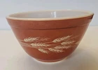 Pyrex Autumn Harvest #401 Wheat Orange 750 ml Vintage Small Nesting Mixing Bowl
