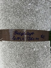Carpet offcut beige Soft 4m x 135cm £15 brand-new carpet Remnant RH13 5SN