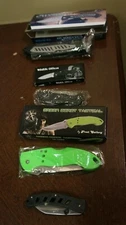 LOT#2-4 POCKET KNIVES GREEN BERET TACTICAL BARRACUDA WILDLIFE OFFICER STORM CHAS