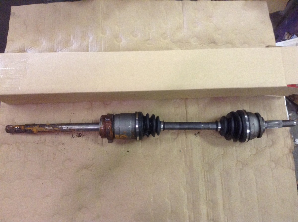 ARI 40-18368 CV Axle Right w/o ABS MT Half Shaft | Fits 93-97