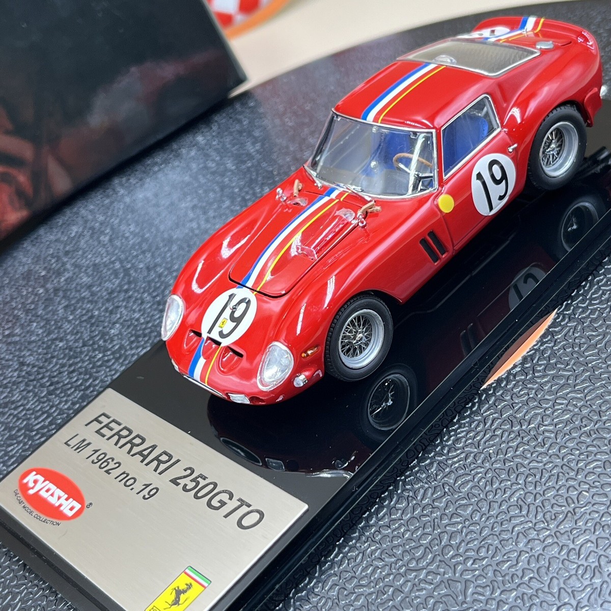 Kyosho 1/43 Ferrari 250 GTO LM Le Mans 1962 #19 Japan Red Kyosho 1/43 Ferrari 250 GTO LM Le Mans 1962 #19 Japan Red