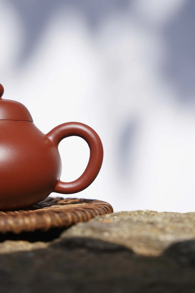 110ml small pot marked real yixing zisha dahongpao clay handmade tea pot 7 holes - Image 2 of 4