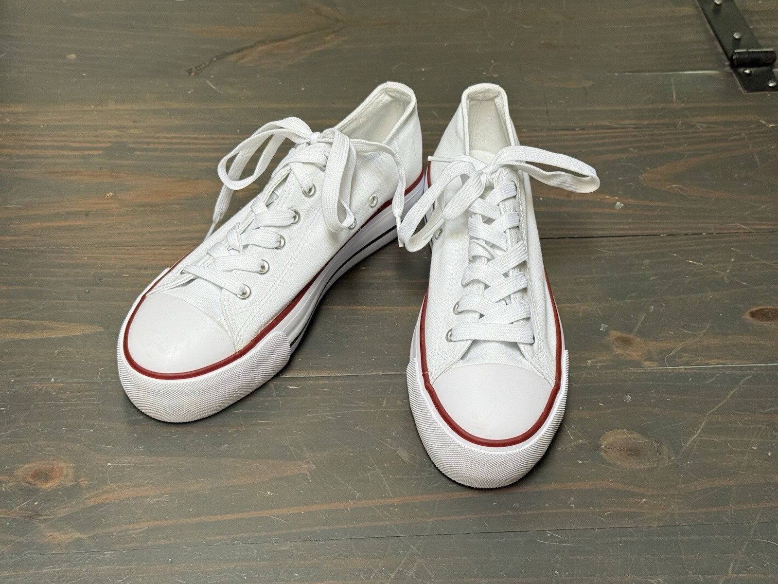 SAOLA Sneakers donna bianche bianche bianche basse rosse suola gomma cotone tela plateau 8 39