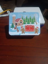 Greenbrier International Mini Gingerbread House/Mint Ornament Tin Lunch/Gift Box