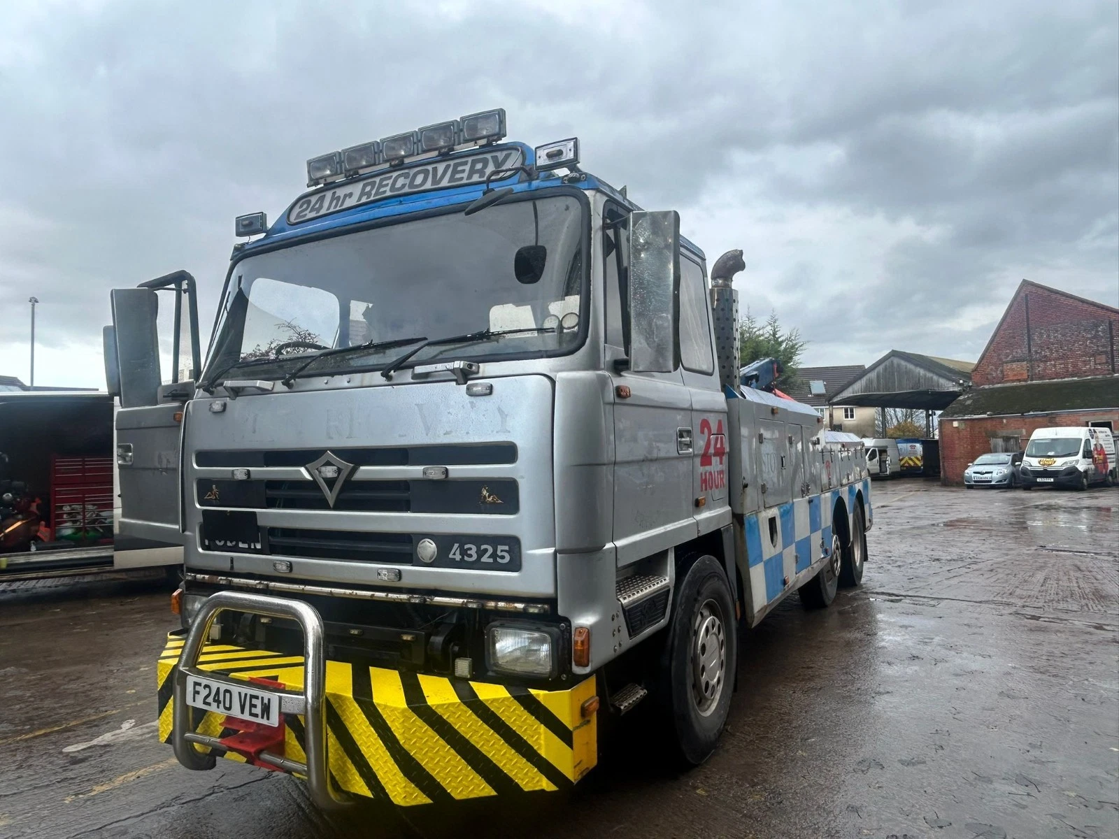Foden Heavy Recovery Underlift - Picture 1 of 7