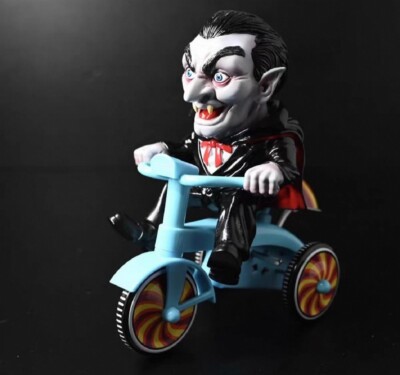 Planet-X Trikes Of Terror Vampire Count Dracula Blue Sofubi Figure H14cm(5.5in)