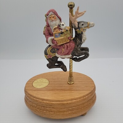 VINTAGE WILLITTS  VISIT FROM ST NICHOLAS  SANTA CAROUSEL CHRISTMAS MUSIC BOX HTF