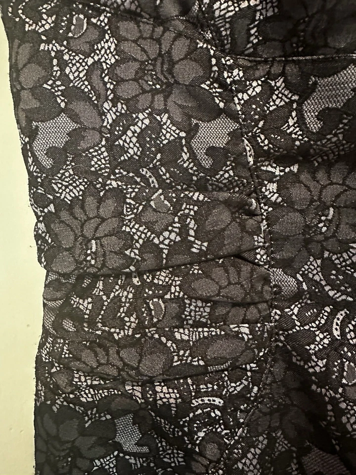 Adrianna Papell Floral Lace Formal Dress Size 4 Lined Special Occasion Dress - Image 3 of 4