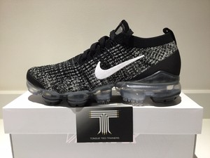 ladies black vapormax