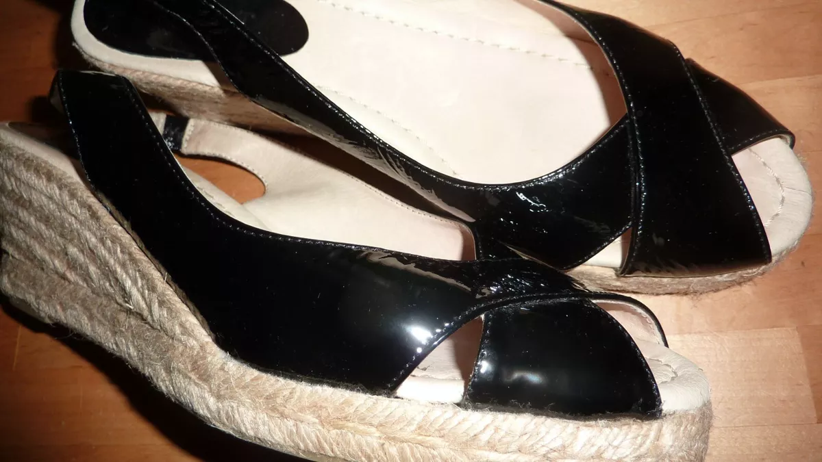 LK Bennett Wedges GARNET UK 6 39 BLACK Patent Leather Raffia