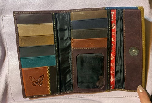 Ladies Colorful Leather Bifold Wallet From Peru - Picture 3 of 9
