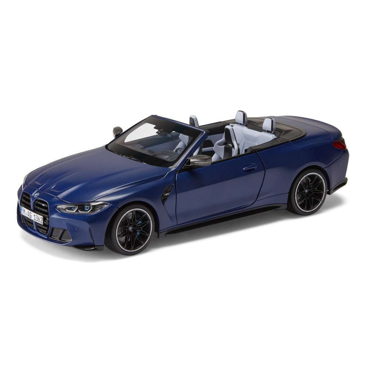 Original BMW 1:18 Miniature M4 Convertible G83 - 80435A51951 Original BMW 1:18 Miniature M4 Convertible G83 - 80435A51951