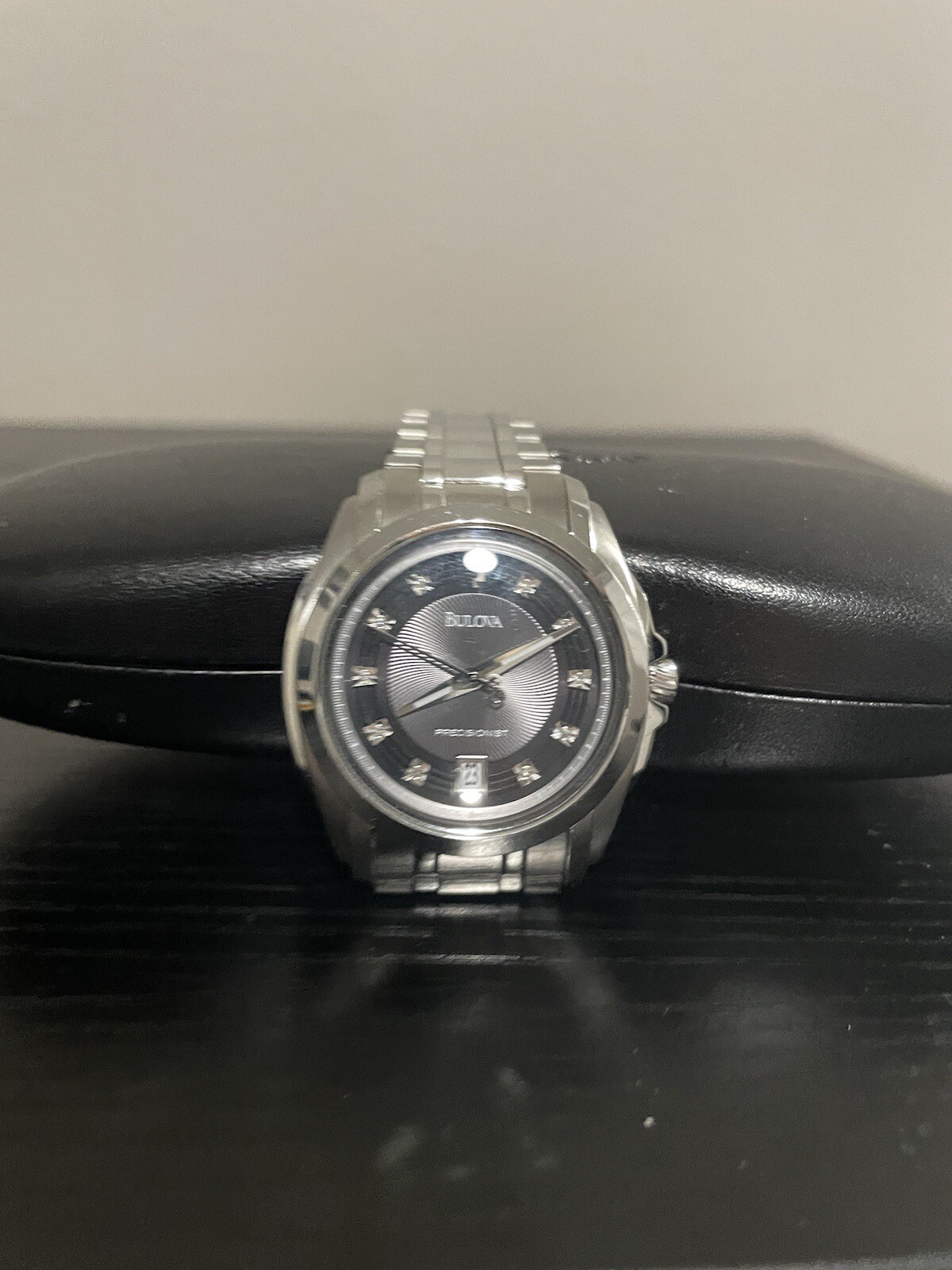 Picture 1 of 6