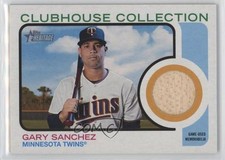2022 Topps Heritage High Number Clubhouse Collection Relics Gary Sanchez 0m4q