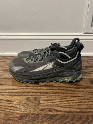 ALTRA Men's Olympus 5 Running Shoes, Black/Gray, 12 US - USED