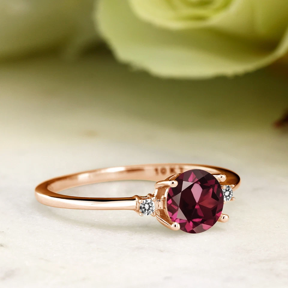 1.03 Ct Round Red Rhodolite Garnet White Diamond 10K Rose Gold Ring - Image 4 of 4