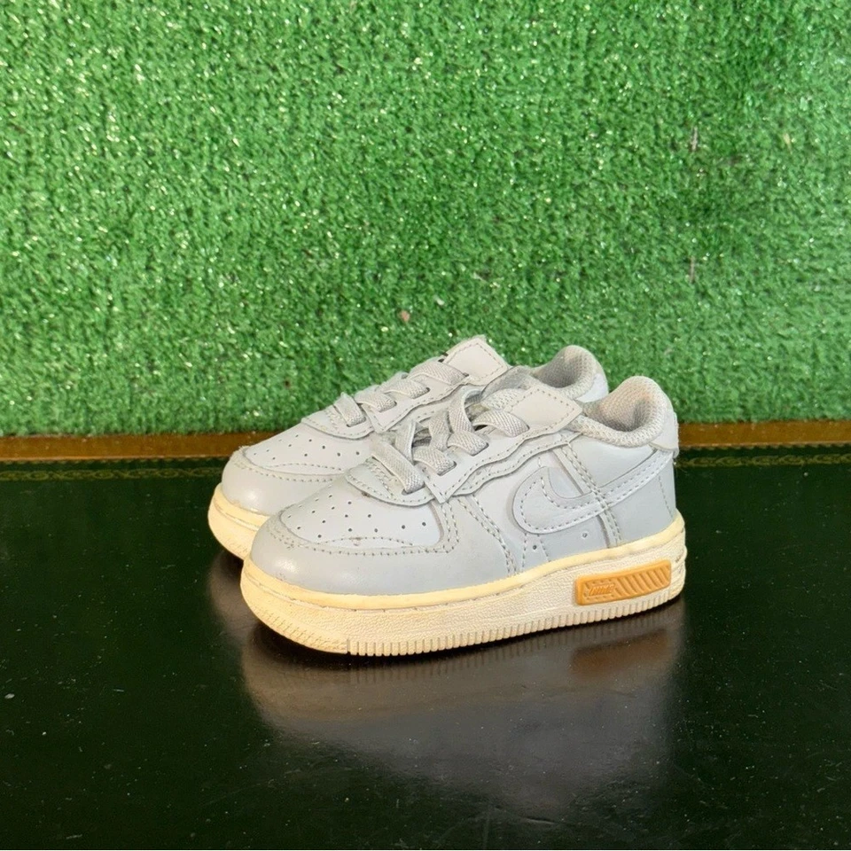 Nike Air Force Fontanka Gris Niebla DO6147-003 Niño Pequeño Talla 5C Foto 3 de 4