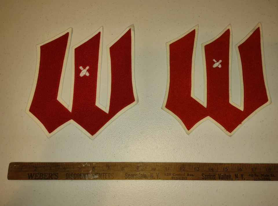 Pair of Red Felt "W" Letters w/ Bowling Pin Logo - Image 2 of 2