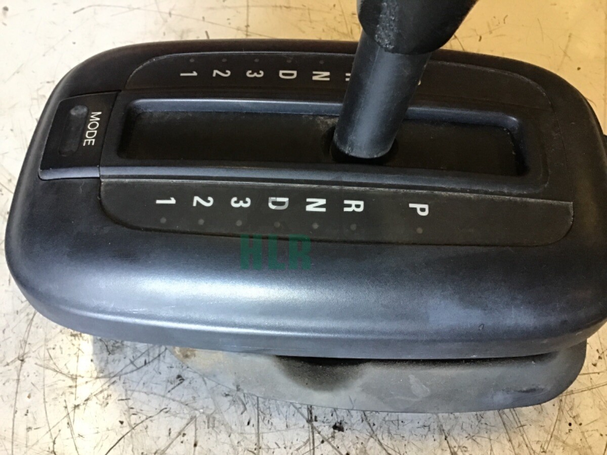 Land Rover Discovery 2 Td5 / V8 Auto Gear Selector Lever & Surround