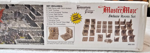 Dwarven Forge Master Maze MM-009 Deluxe Room Set NIB Resin Torches OOP VTG - NEW - Picture 3 of 12