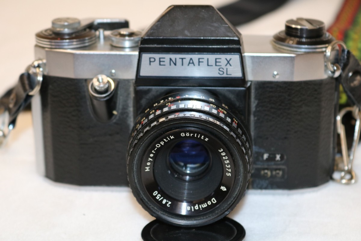 Pentaflex SL with 50mm Domiplan 50mm F2.0 35mm SLR Made in East