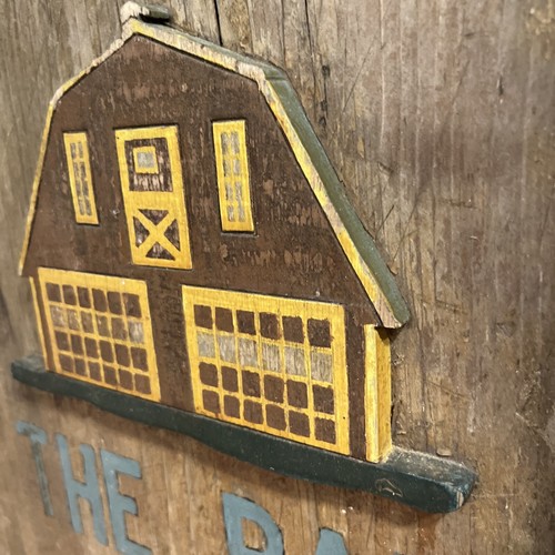 Rustic Folk Art Primitive Reclaimed Wood Barn Friendship Sign w 3-D & 2 Sided - Picture 13 of 14