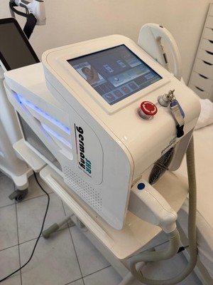 IPL  SHR  MOBILE  LASER  Dauerhafte Haar Entfernung  SHR GERMANY M23