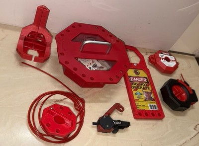 STOPOUT 45KY16 Group Lockout Box,Red,7-3/4'' H  (KCC620) Lot Of Several Pieces