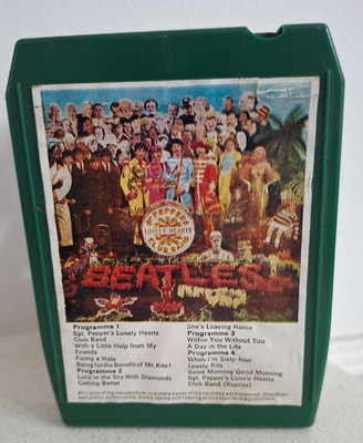 8 TRACK TAPE - THE BEATLES - SGT PEPPERS LONELY HEARTS CLUB  - 8 TRACK CARTRIDGE