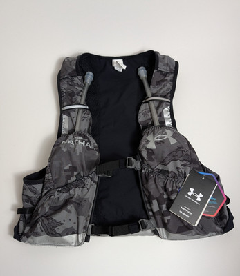Under Armour Race Vest SZ M Nathan Infinite 8L HydraPak Hydration Black Gray NWT