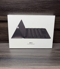 Apple Smart Keyboard iPad, iPad Air, Pro 10.5" Black A1829 MX3L2LL/A - Open Box