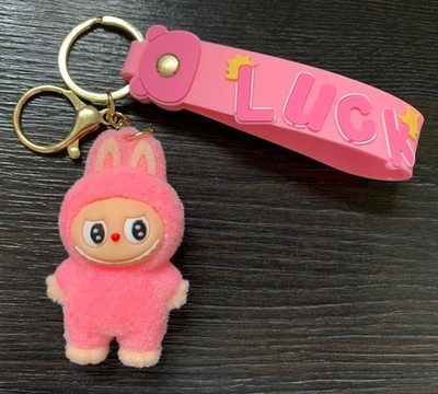 Moderner Schlüsselanhänger mit dem Band ''Luck'' Pink Rosa Beflockt