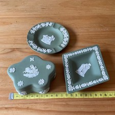Vtg Set 3 Wedgewood Jasperware Diamond Shaped Trinket Dish Lidded Box & Ashtray 