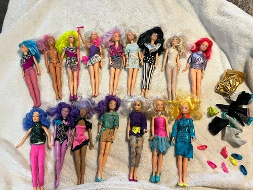 Lot Of 16 Jem And The Hologram Dolls Plus Extras Read