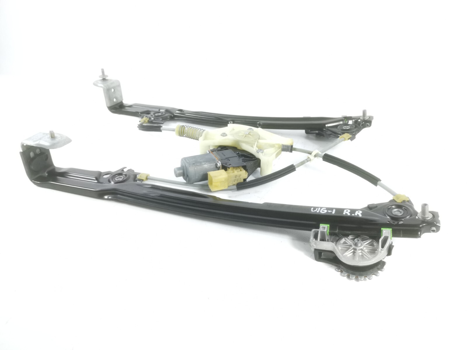17-20 MASERATI Levante REAR RIGHT PASSENGER DOOR WINDOW REGULATOR 670104205