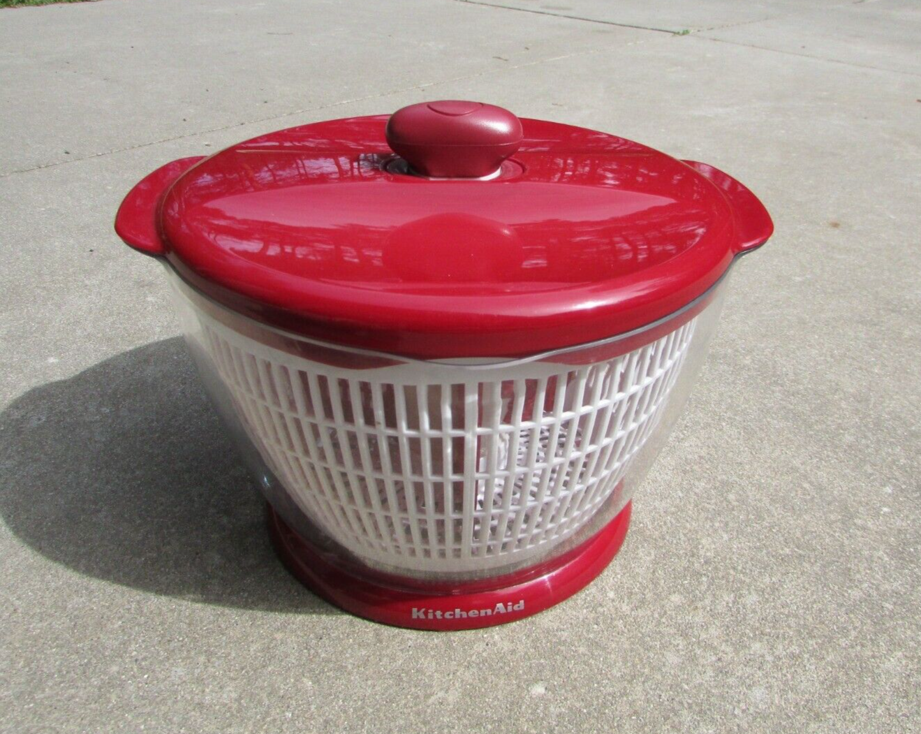 KitchenAid Salad Spinner w/3 Dividers & Lid, Red, Colander/Serving Storage Bowl-image