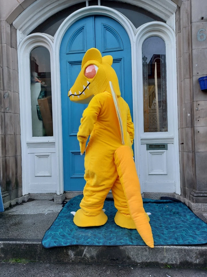 Disfraz de mascota dragón adulto, único en su clase, hecho a mano, amarillo Foto 4 de 4