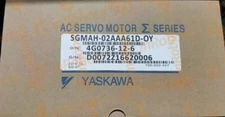 1PC Yaskawa Servo Motor SGMAH-02AAA61D-OY