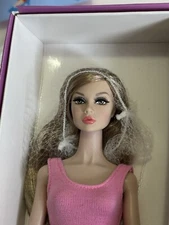 Integrity Toys Poppy Parker Cool MIB Doll 2019 Style Lab Convention Fashion Week