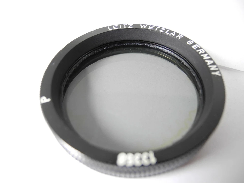 Leica Leitz 13358 Black Polarizer Filter HAS SOME INTERNAL MARKS BUT WORKS - Image 4 of 4